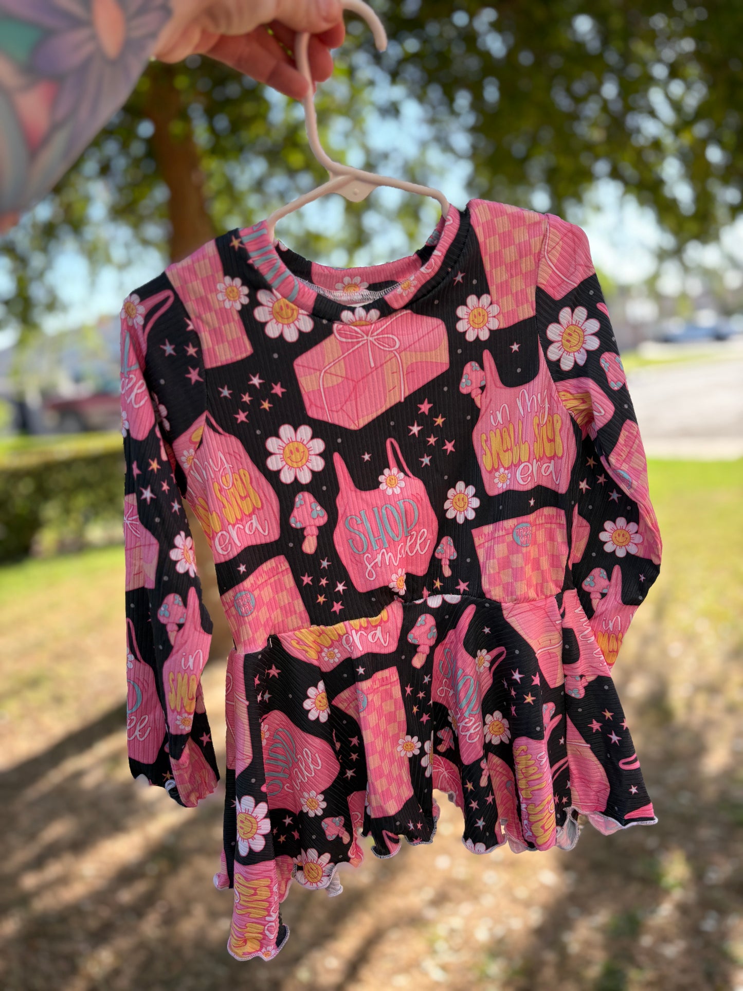 3t Long sleeve peplum lettuce hem