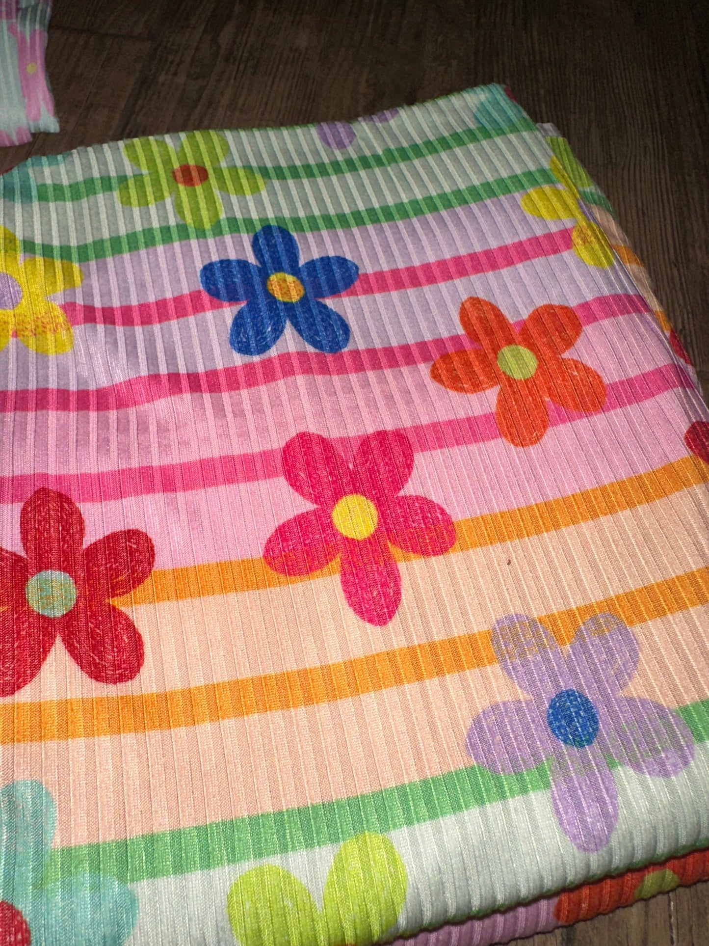 Stripe daisy *