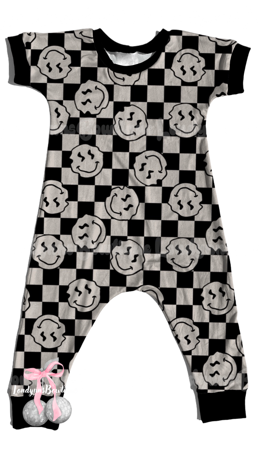 Checkered smiley ^