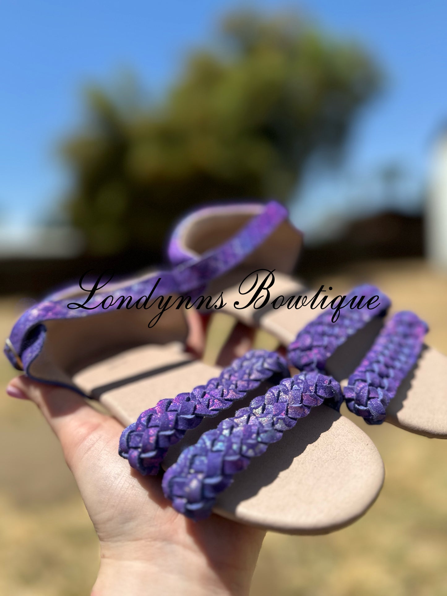 Mermaid sandals 7.24” long