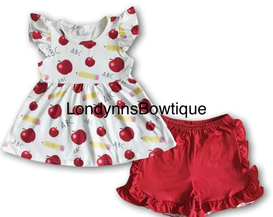 Apples outfit  back to school