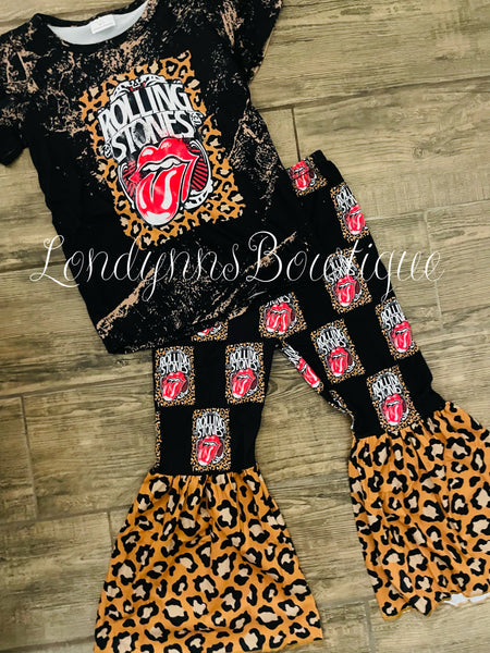 Rolling leopard bell bottoms outfit